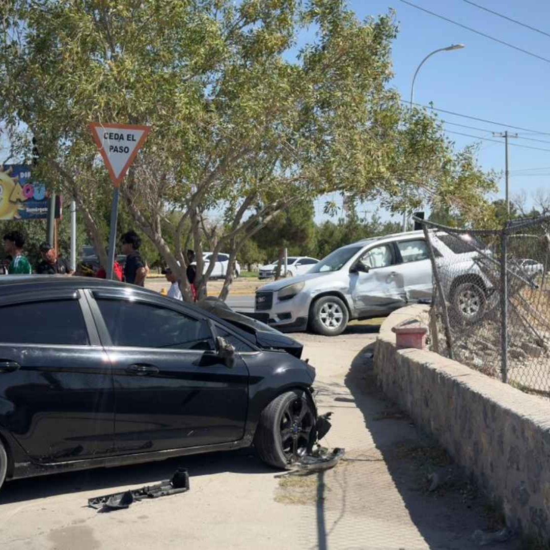 Conductor se Pasa Semáforo en Rojo